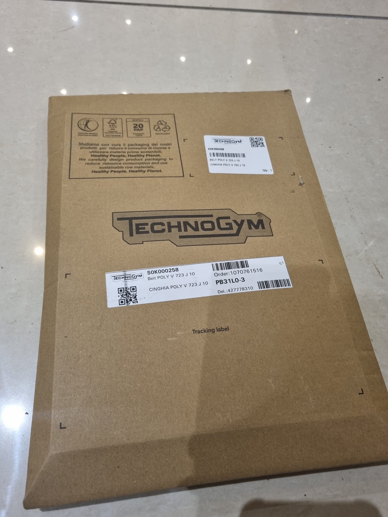 Courroie de transmission Poly-V d'origine Technogym dans son emballage officiel